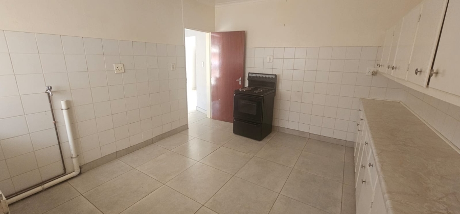 To Let 3 Bedroom Property for Rent in Safari Gardens North West